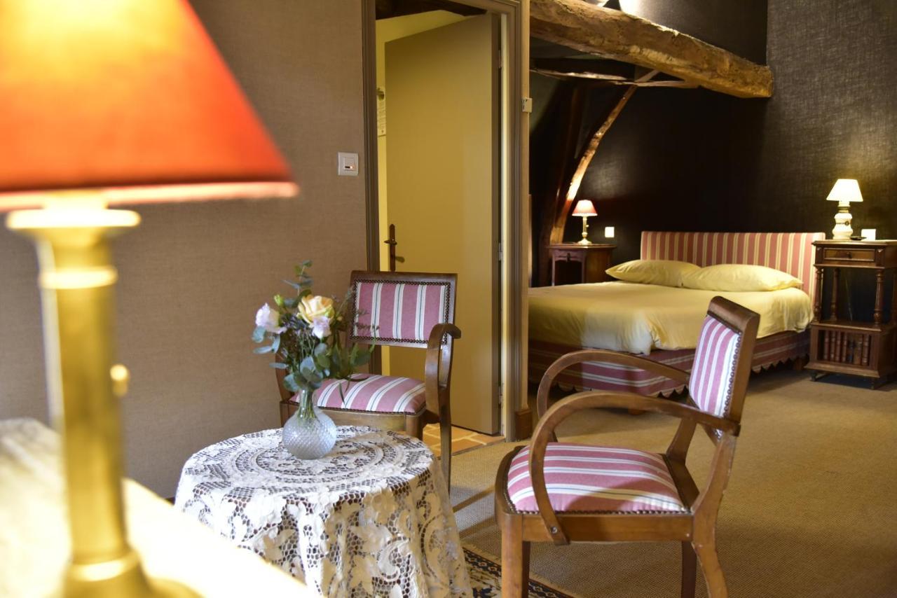 Logis Hotel Le Boudoir ベルベス エクステリア 写真