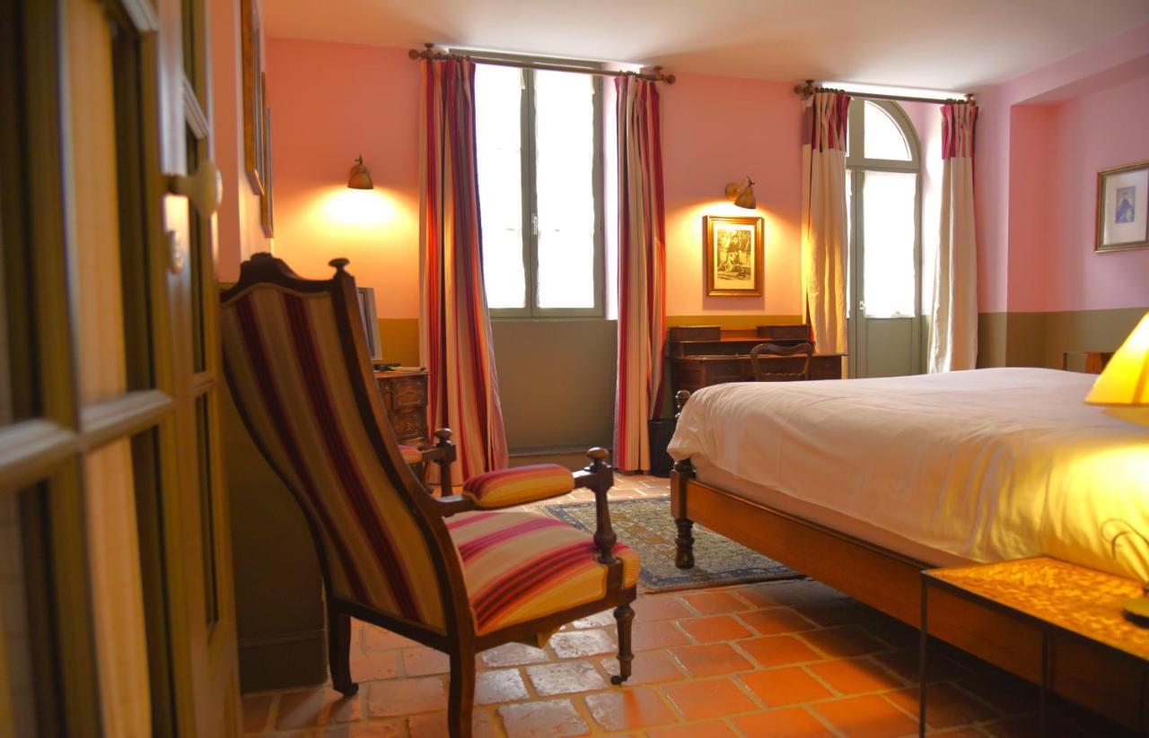 Logis Hotel Le Boudoir ベルベス エクステリア 写真