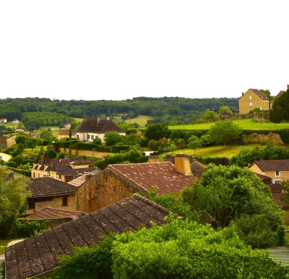 Logis Hotel Le Boudoir ベルベス エクステリア 写真