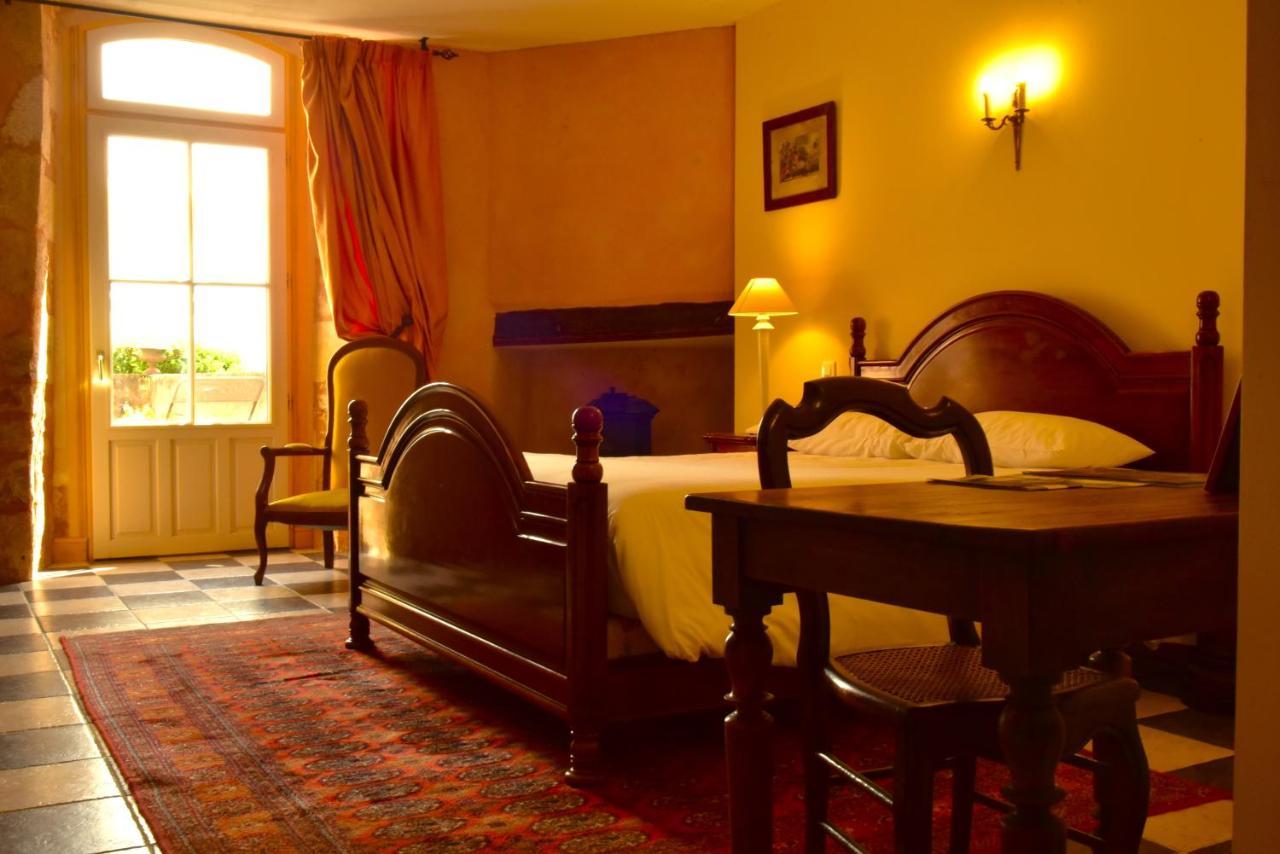 Logis Hotel Le Boudoir ベルベス エクステリア 写真