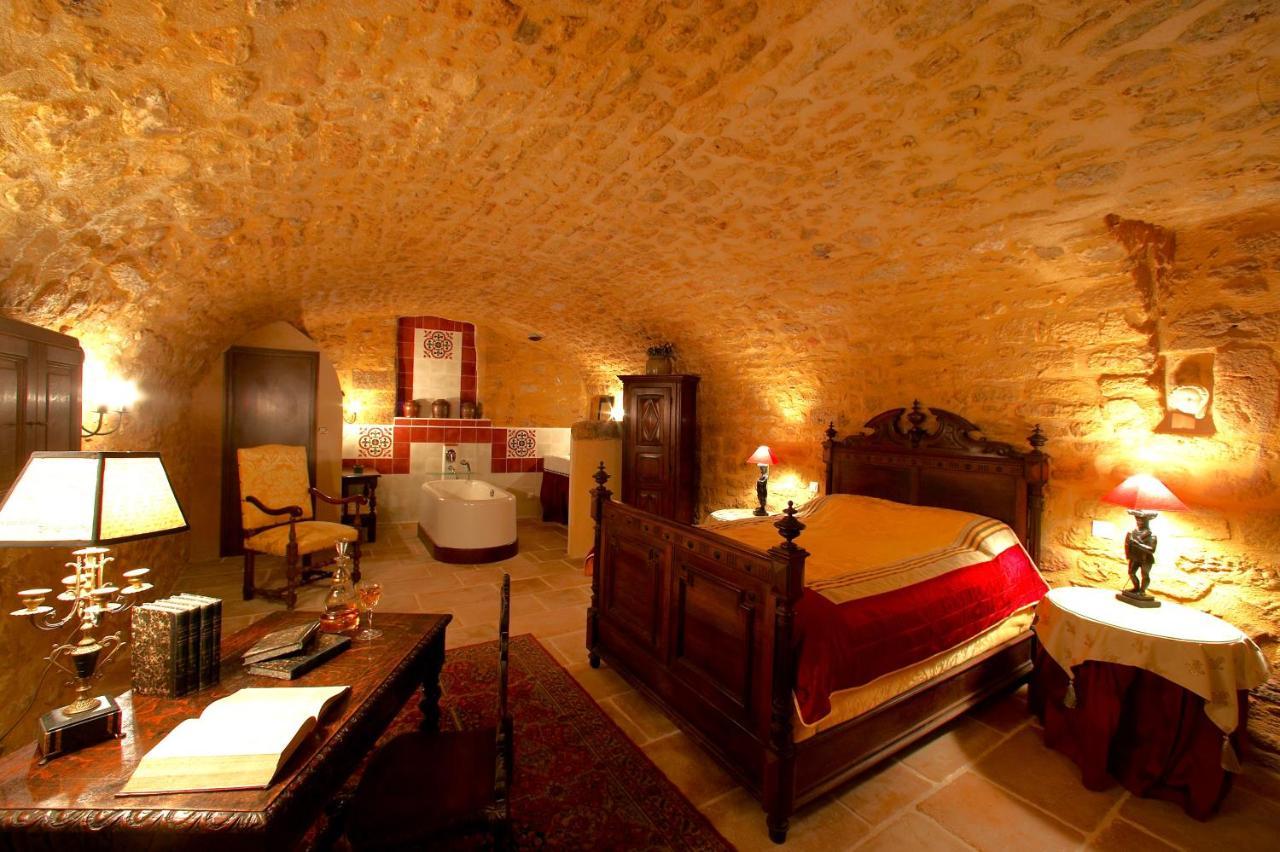 Logis Hotel Le Boudoir ベルベス エクステリア 写真